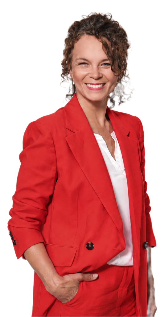 Petra Wagener im roten Anzug